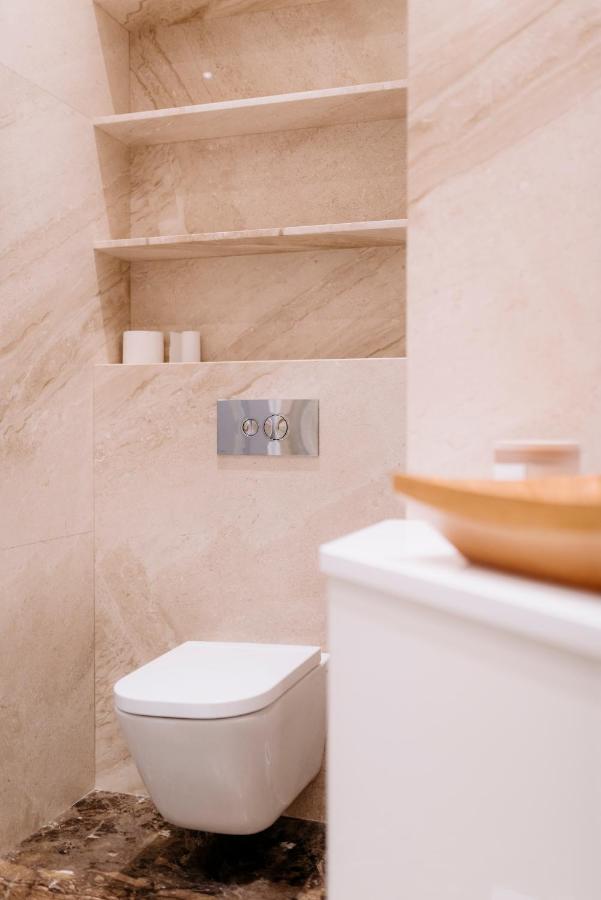 Apartel Lux Plac Unii 72m2 * Варшава